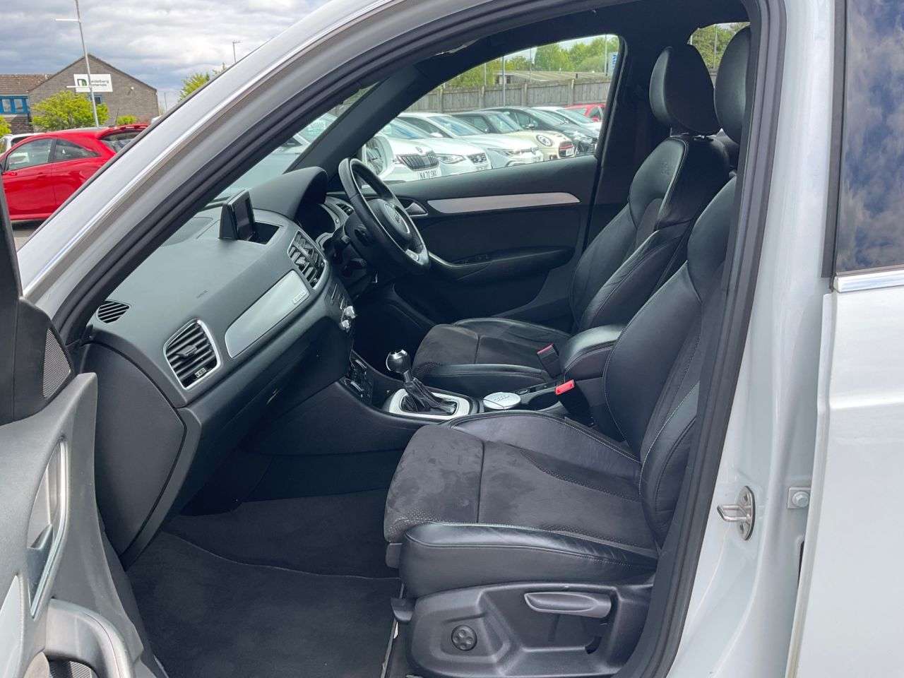 2016 AUDI Q3 2016 AUDI Q3
