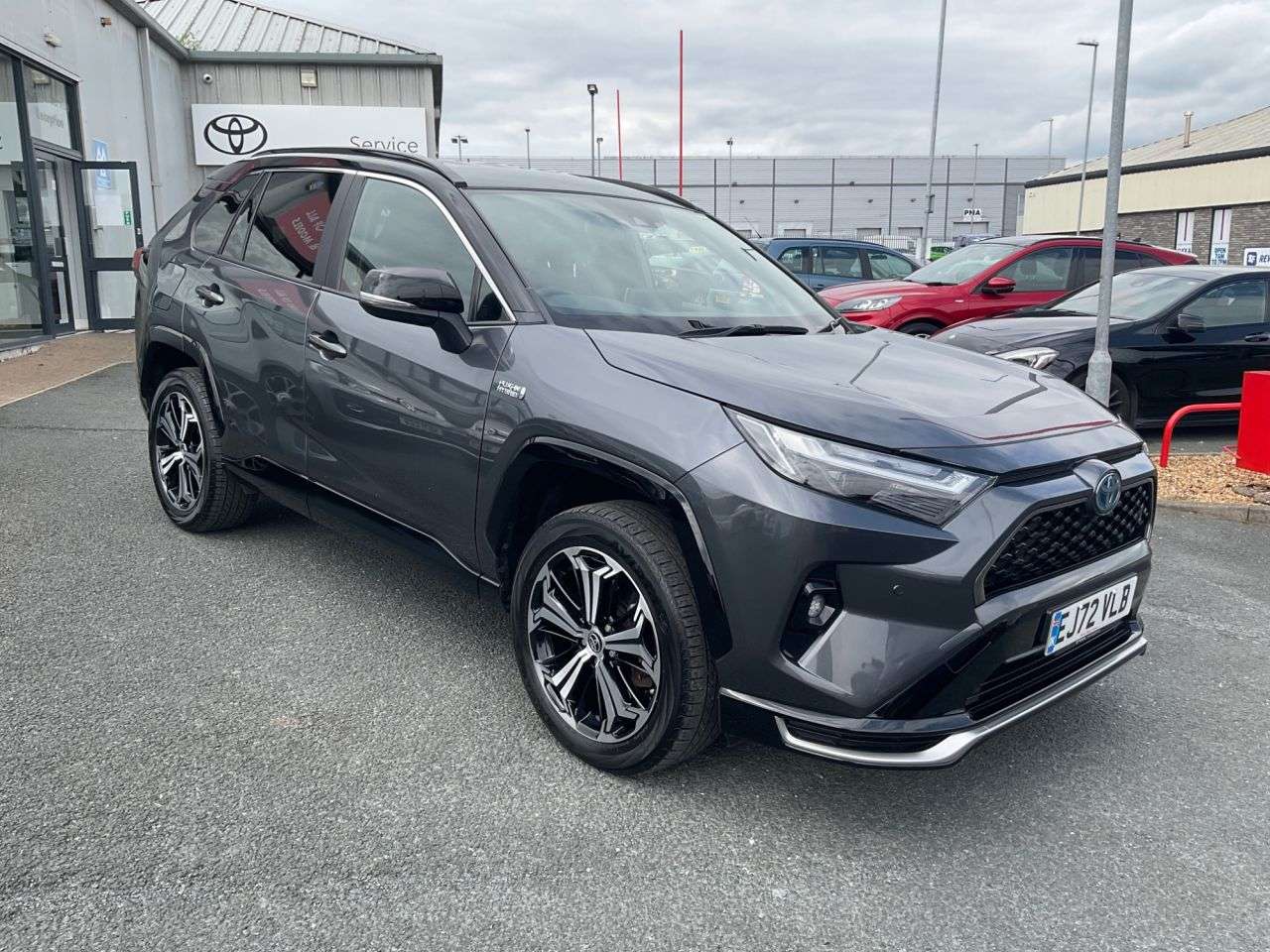 A 2022 TOYOTA RAV4 2.5 VVT 18.1kWh Dynamic SUV 5dr Petrol Plug-in Hybrid CVT 4WD Euro 6 (s/s) A 2022 TOYOTA RAV4 2.5 VVT 18.1kWh Dynamic SUV 5dr Petrol Plug-in Hybrid CVT 4WD Euro 6 (s/s)