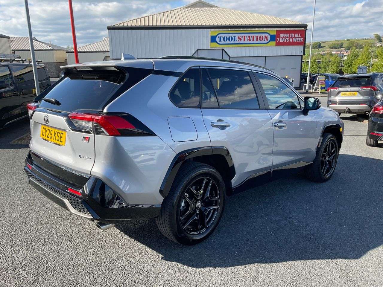 2025 TOYOTA RAV4 2025 TOYOTA RAV4