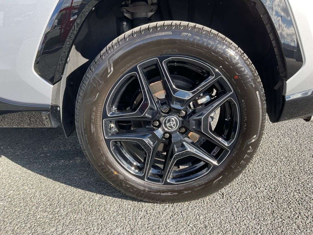 2025 TOYOTA RAV4 2025 TOYOTA RAV4