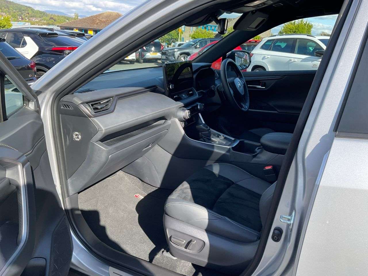 2025 TOYOTA RAV4 2025 TOYOTA RAV4