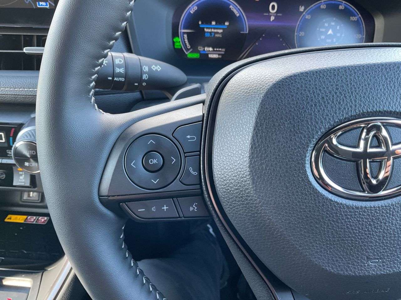 2025 TOYOTA RAV4 2025 TOYOTA RAV4