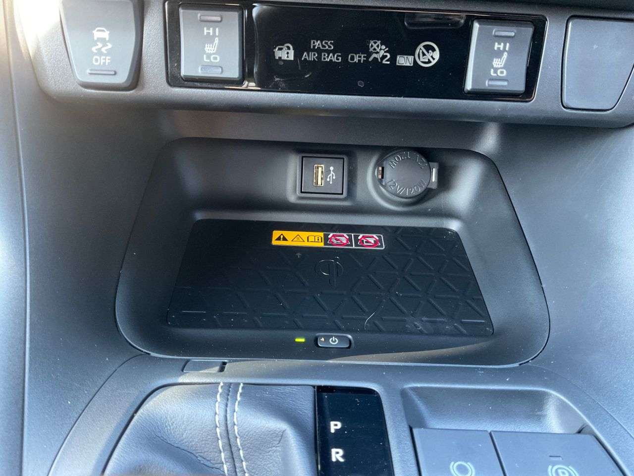 2025 TOYOTA RAV4 2025 TOYOTA RAV4