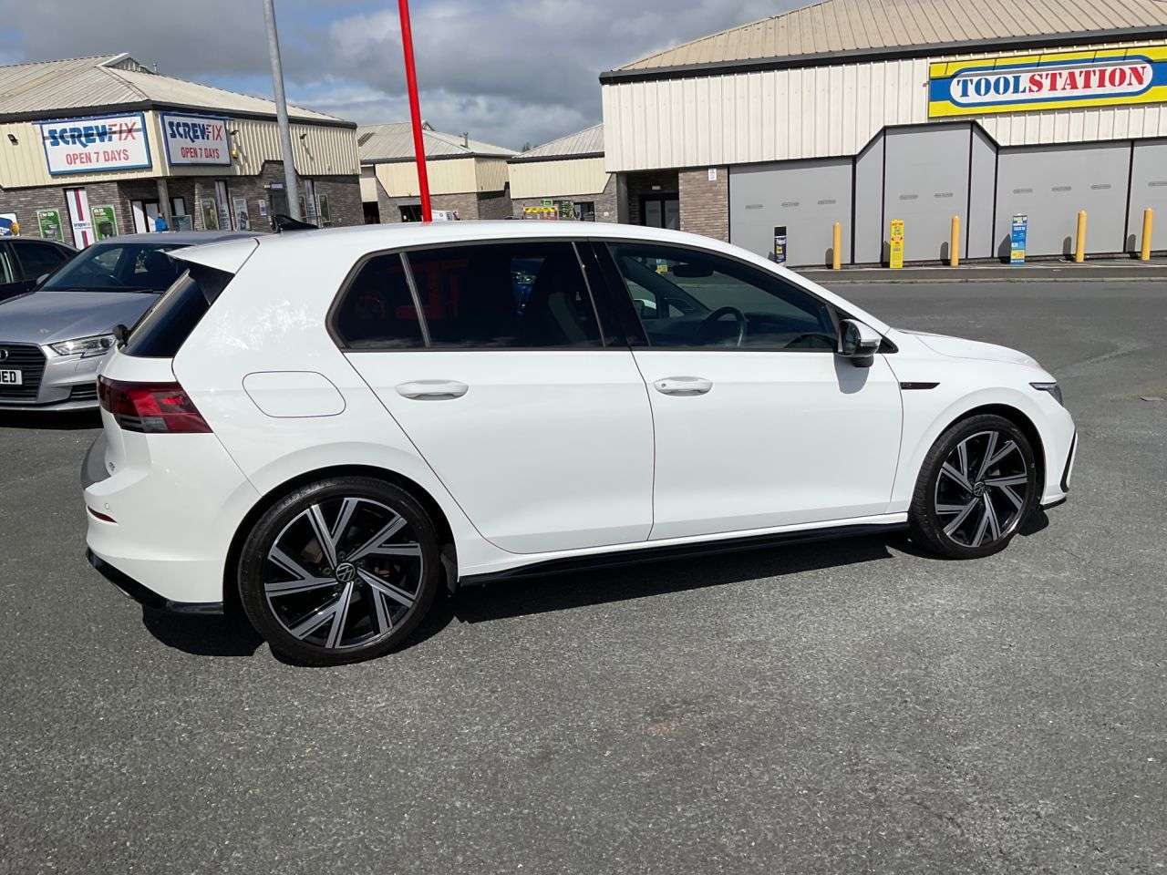 2021 VOLKSWAGEN GOLF 2021 VOLKSWAGEN GOLF