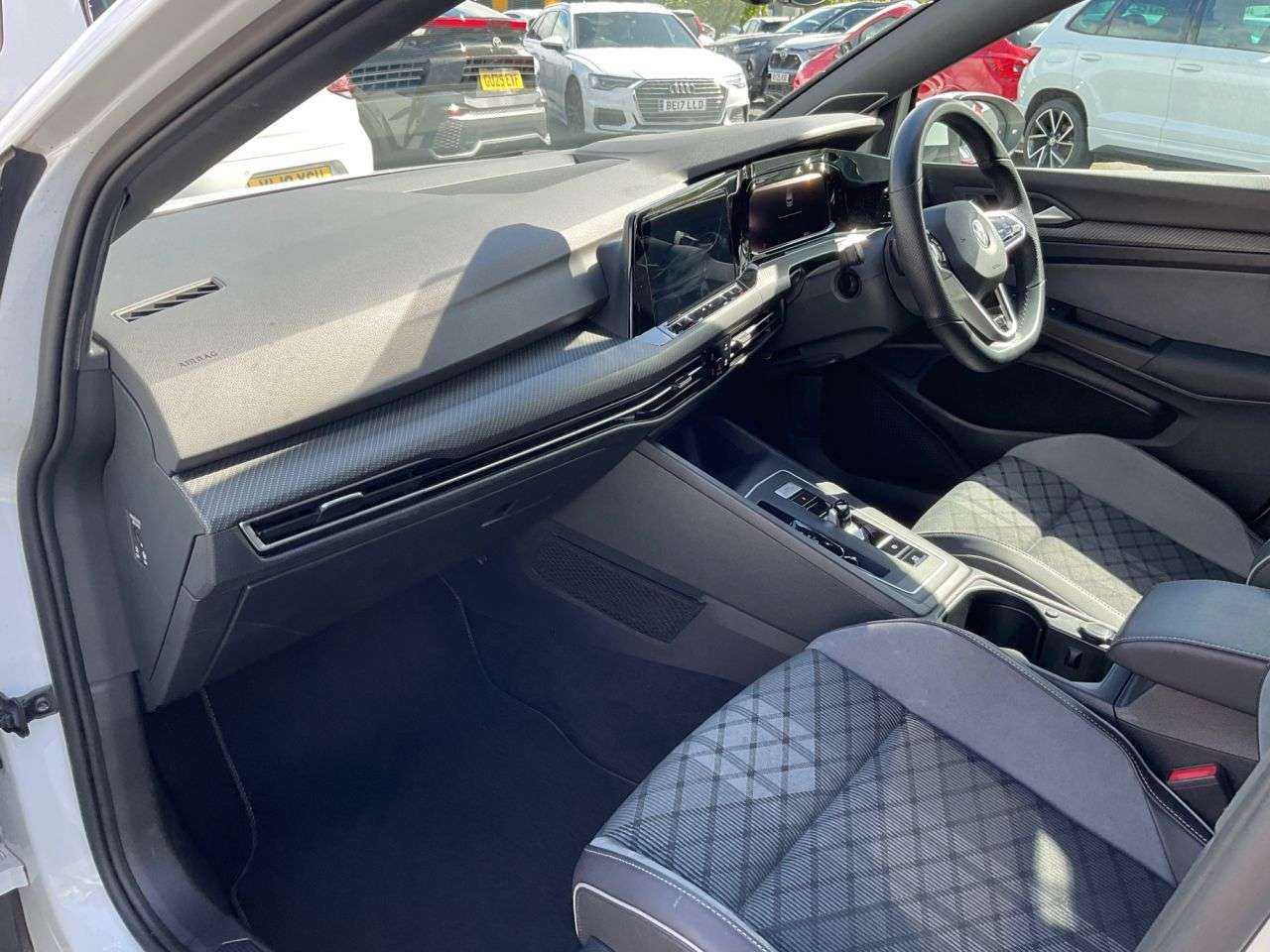 2021 VOLKSWAGEN GOLF 2021 VOLKSWAGEN GOLF