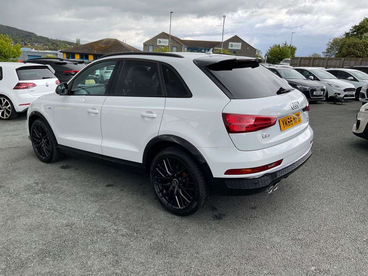 2017 AUDI Q3 2017 AUDI Q3