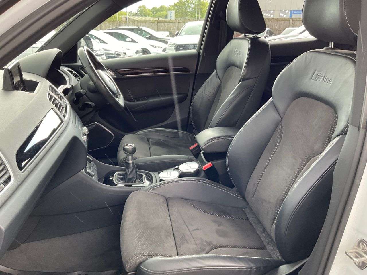 2017 AUDI Q3 2017 AUDI Q3
