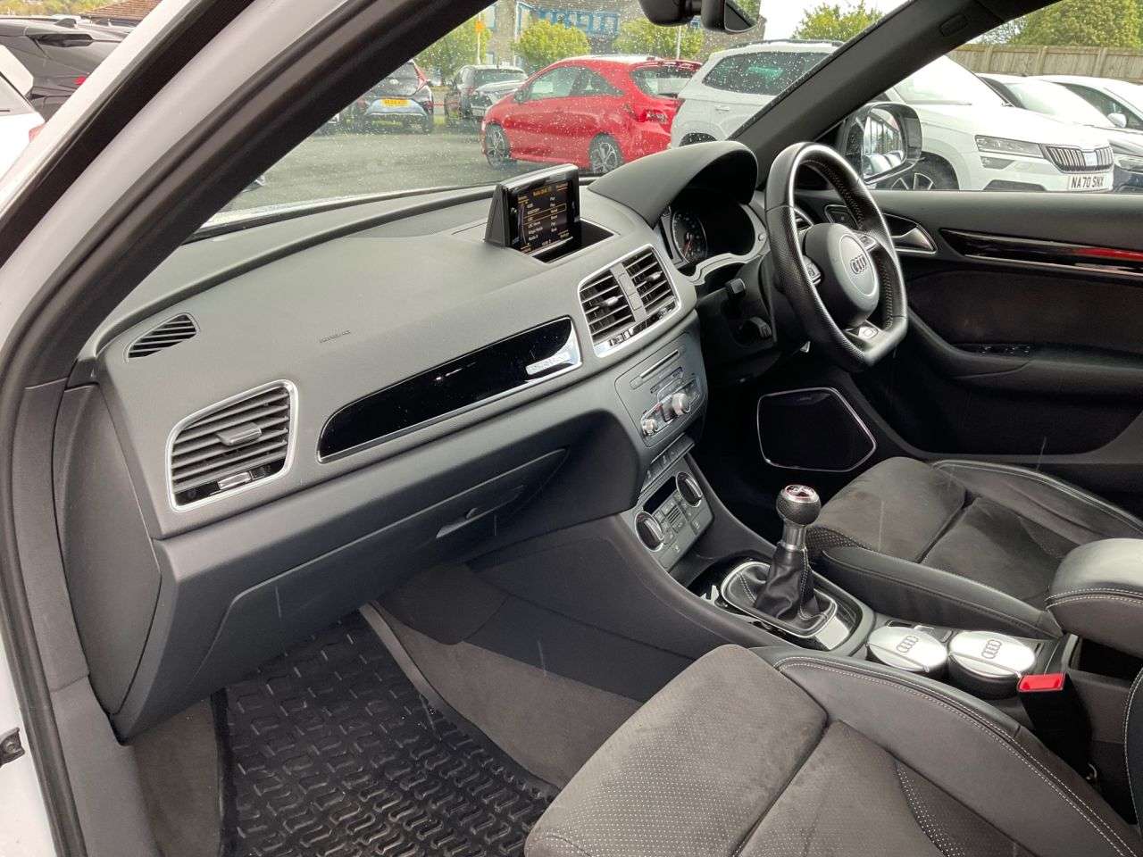2017 AUDI Q3 2017 AUDI Q3