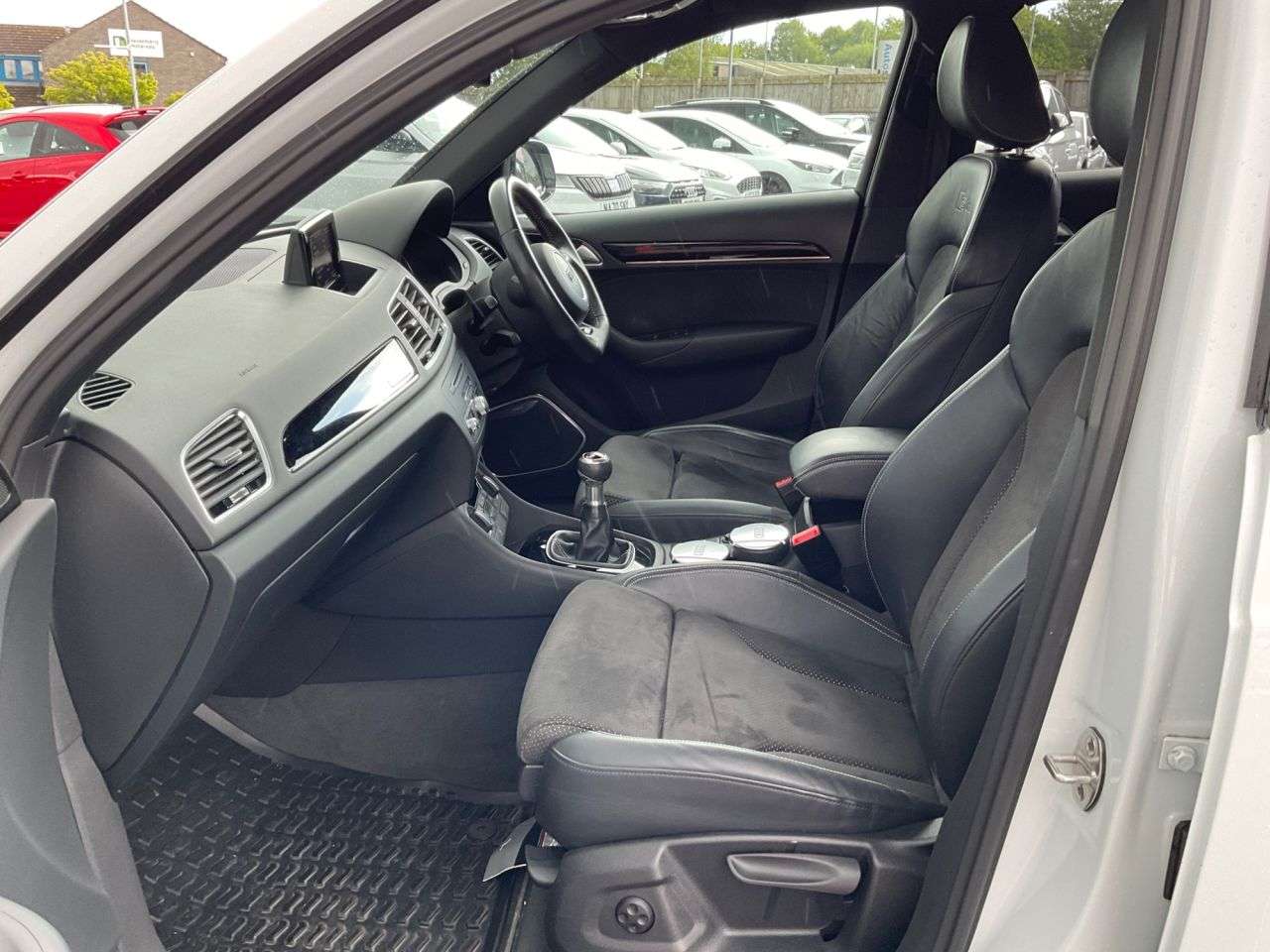 2017 AUDI Q3 2017 AUDI Q3