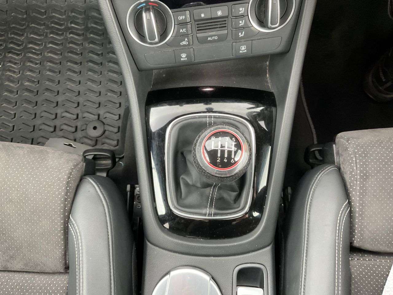 2017 AUDI Q3 2017 AUDI Q3