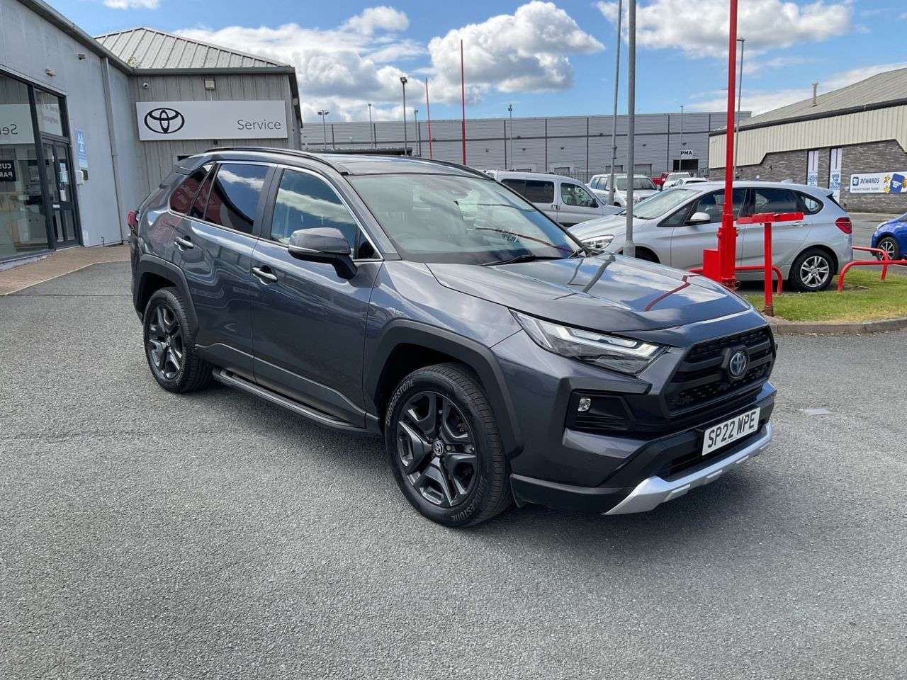 A 2022 TOYOTA RAV4 2.5 VVT-h Adventure SUV 5dr Petrol Hybrid CVT 4WD Euro 6 (s/s) (222 ps) Pan A 2022 TOYOTA RAV4 2.5 VVT-h Adventure SUV 5dr Petrol Hybrid CVT 4WD Euro 6 (s/s) (222 ps) Pan