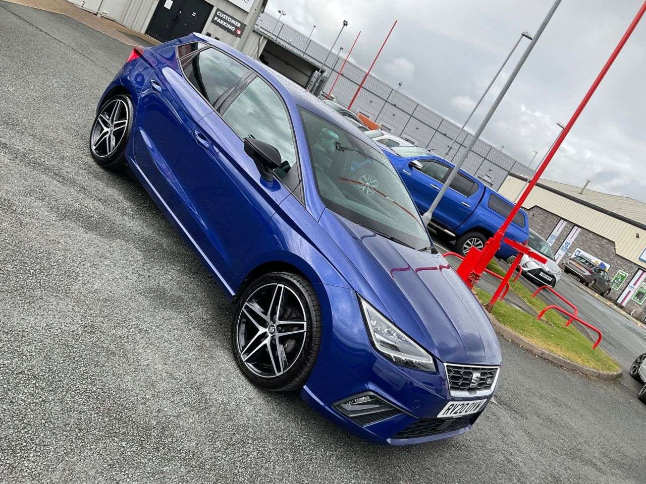 A 2020 SEAT IBIZA 1.0 TSI FR Sport Hatchback 5dr Petrol Manual Euro 6 (s/s) GPF (115 ps) A 2020 SEAT IBIZA 1.0 TSI FR Sport Hatchback 5dr Petrol Manual Euro 6 (s/s) GPF (115 ps)