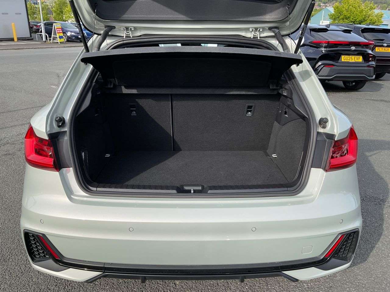 2023 AUDI A1 2023 AUDI A1
