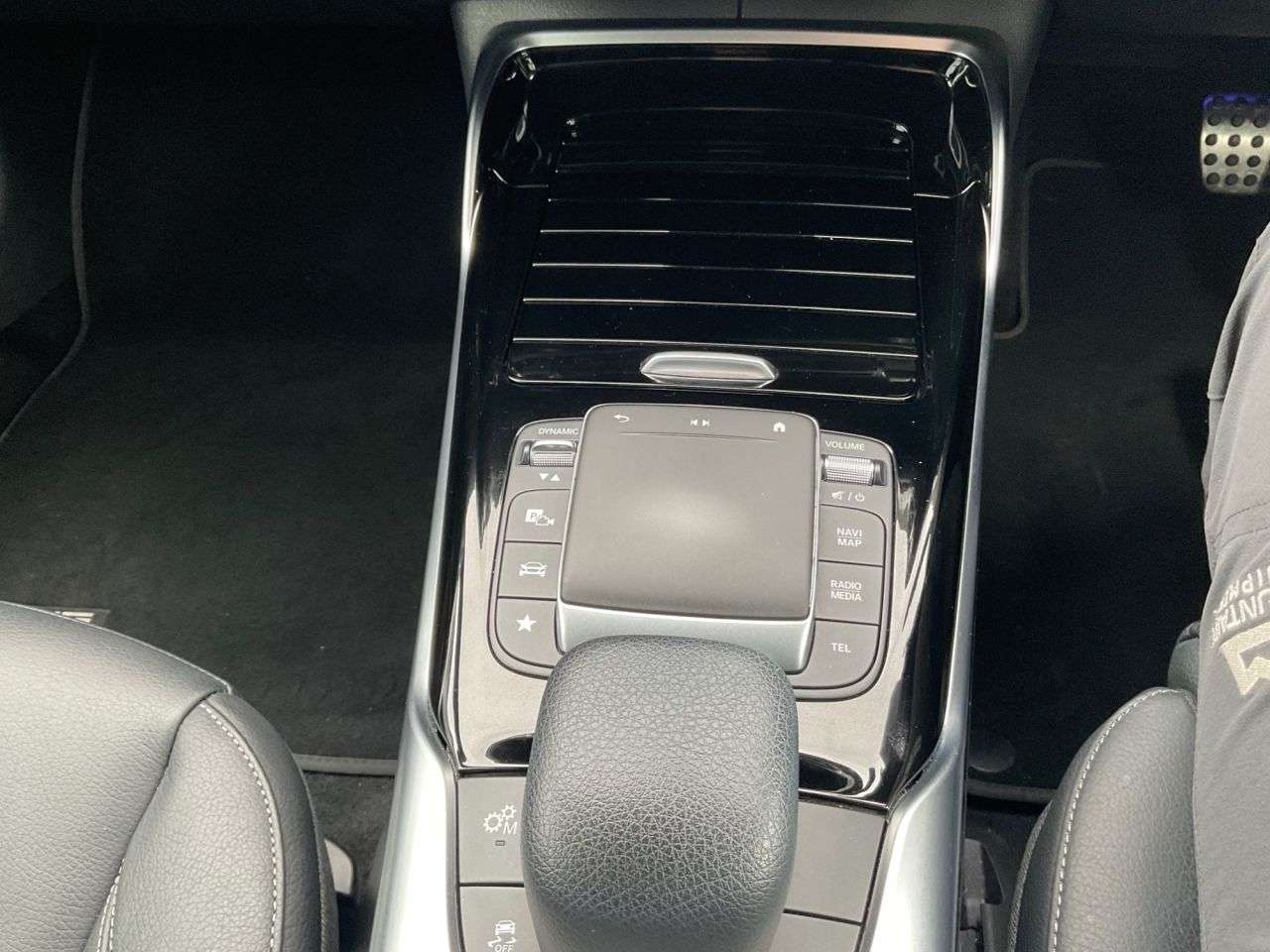 2021 MERCEDES-BENZ A-CLASS 2021 MERCEDES-BENZ A-CLASS