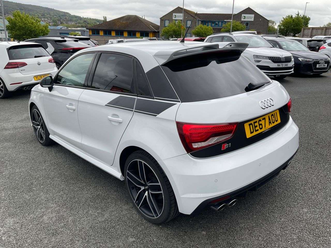 2017 AUDI S1 2017 AUDI S1