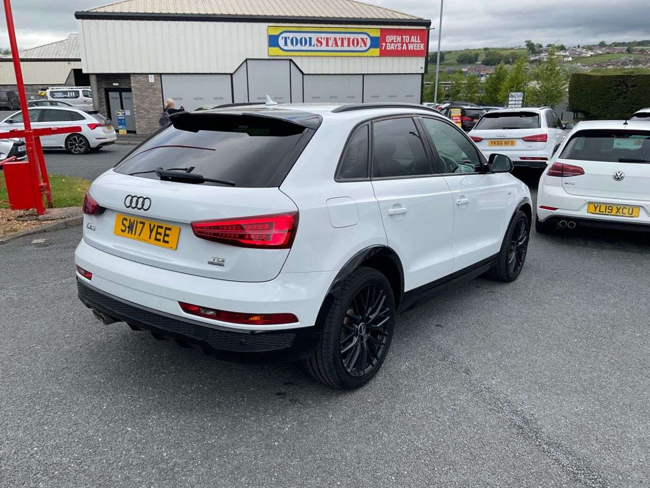 2017 AUDI Q3 2017 AUDI Q3