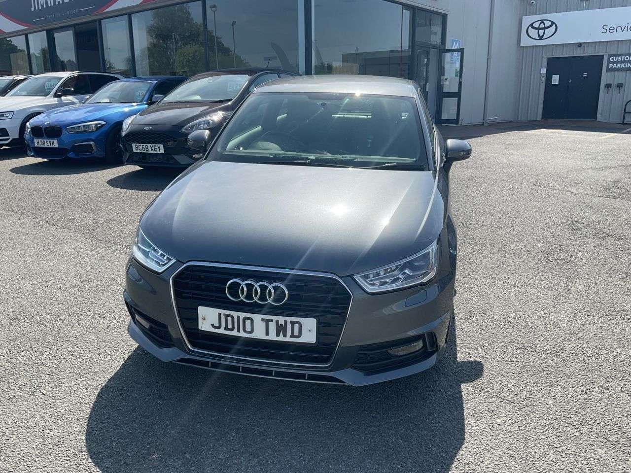2016 AUDI A1 2016 AUDI A1