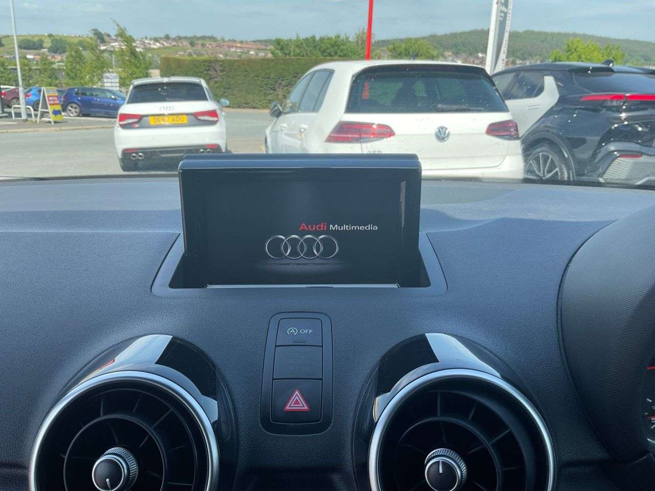 2016 AUDI A1 2016 AUDI A1