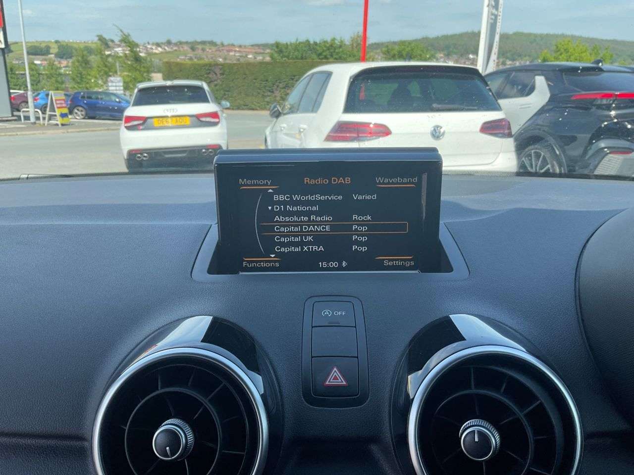 2016 AUDI A1 2016 AUDI A1