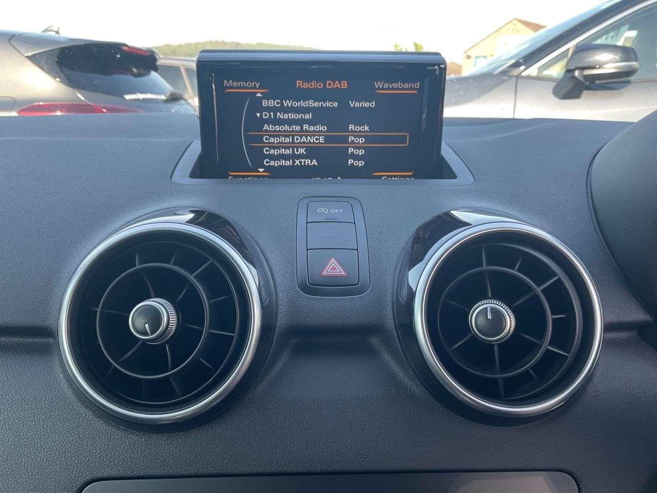 2016 AUDI A1 2016 AUDI A1