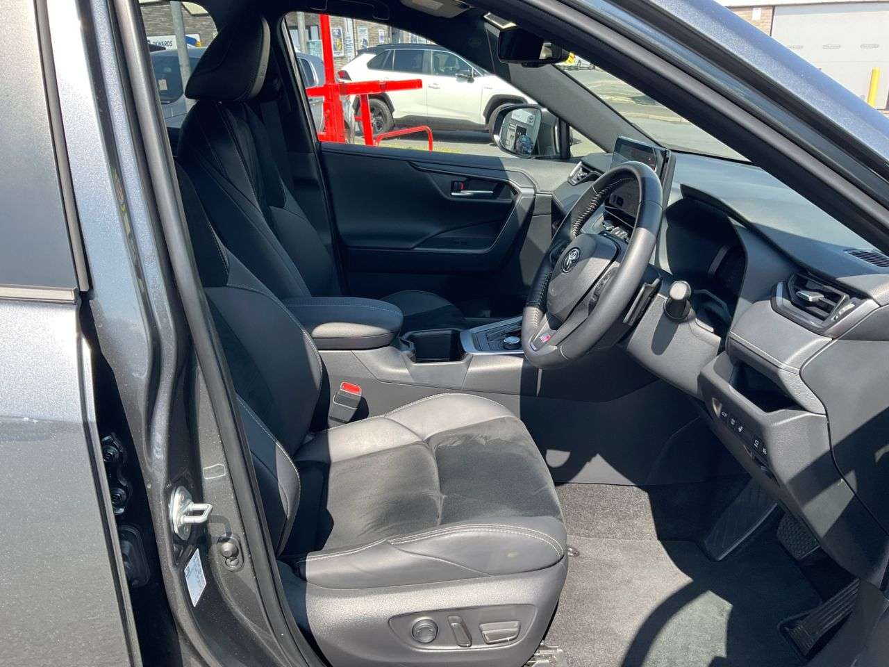 2025 TOYOTA RAV4 2025 TOYOTA RAV4