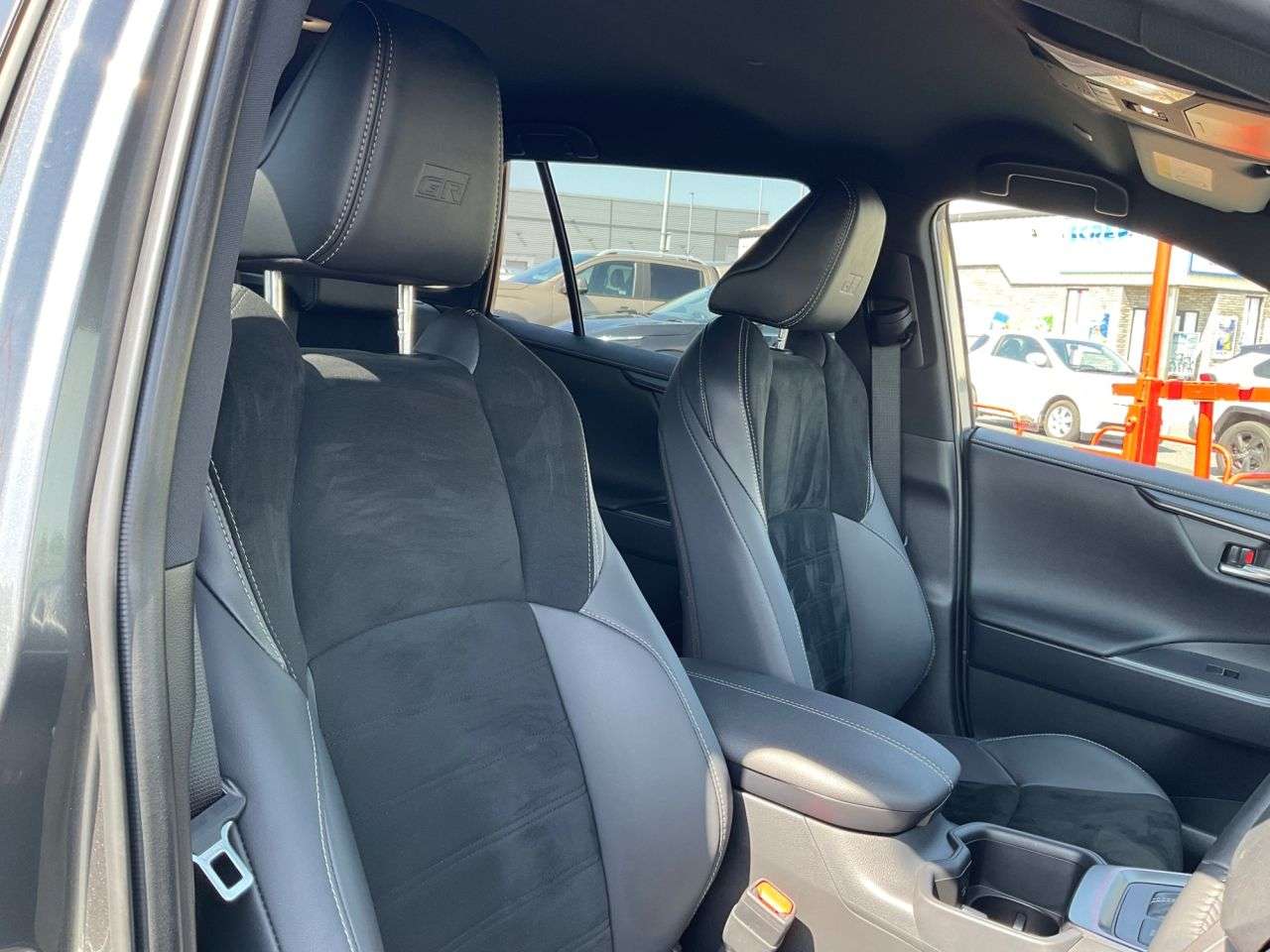 2025 TOYOTA RAV4 2025 TOYOTA RAV4