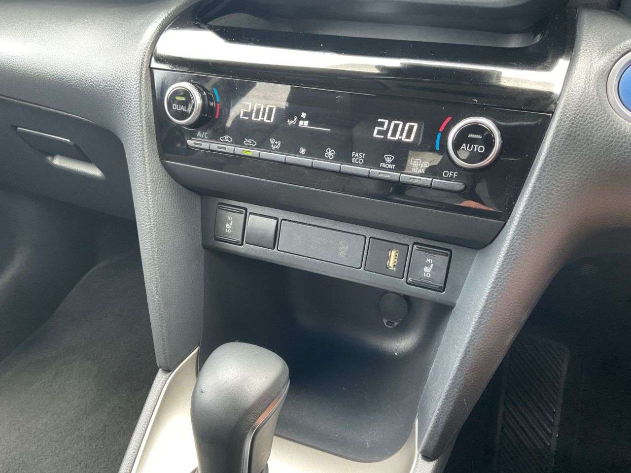 2022 TOYOTA YARIS CROSS 2022 TOYOTA YARIS CROSS