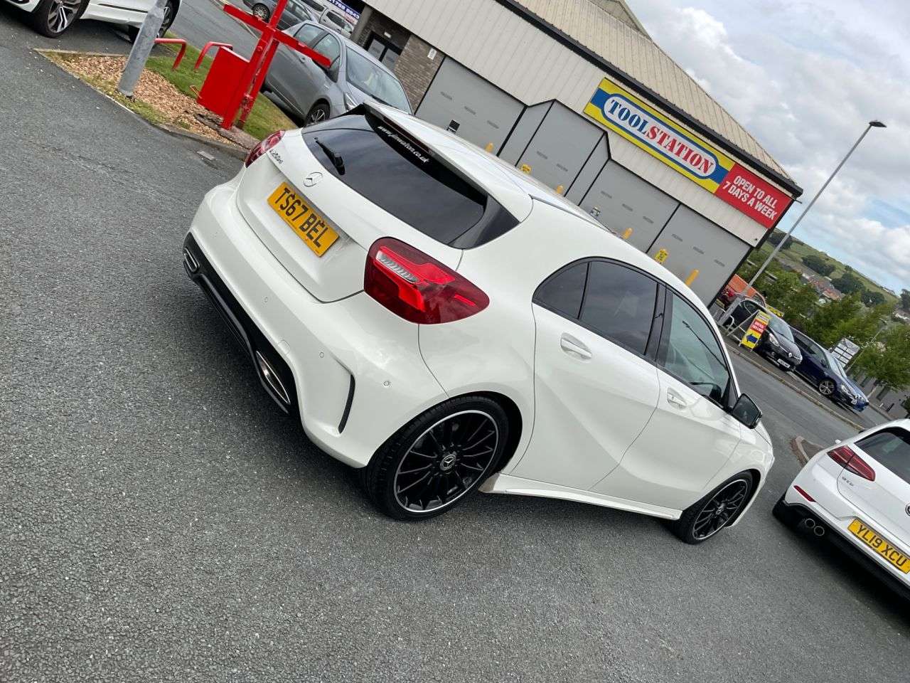 2017 MERCEDES-BENZ A-CLASS 2017 MERCEDES-BENZ A-CLASS