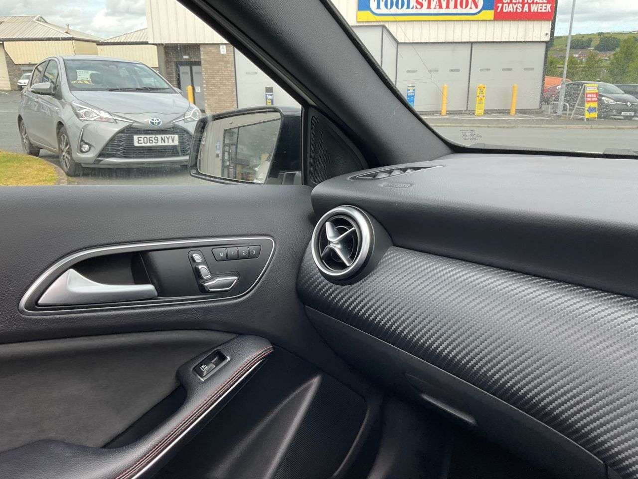 2017 MERCEDES-BENZ A-CLASS 2017 MERCEDES-BENZ A-CLASS