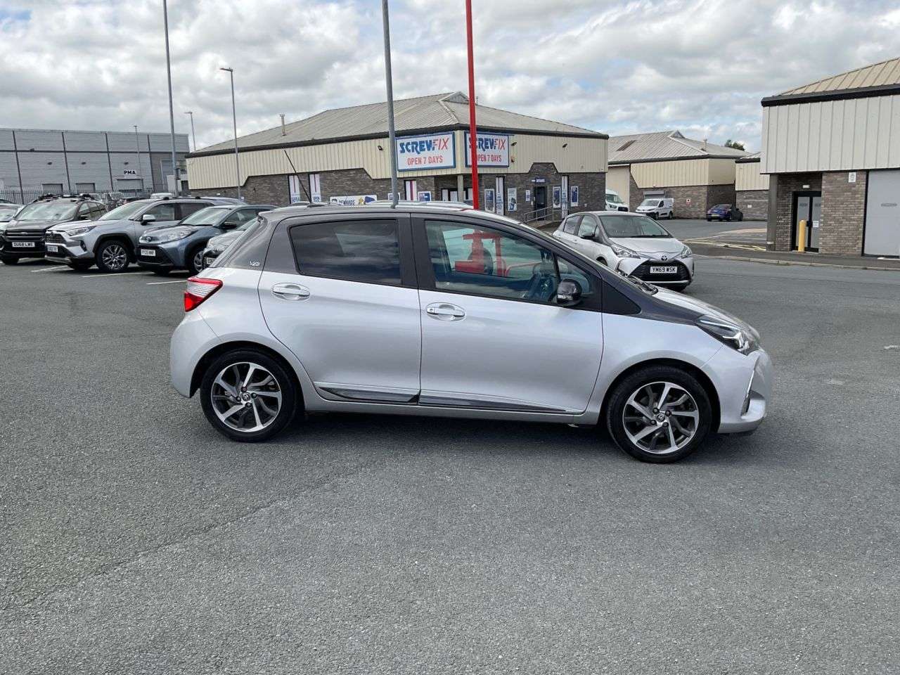 A 2019 TOYOTA YARIS 1.5 VVT-i Y20 Hatchback 5dr Petrol Manual Euro 6 (111 ps) Camera Cruise DAB A 2019 TOYOTA YARIS 1.5 VVT-i Y20 Hatchback 5dr Petrol Manual Euro 6 (111 ps) Camera Cruise DAB