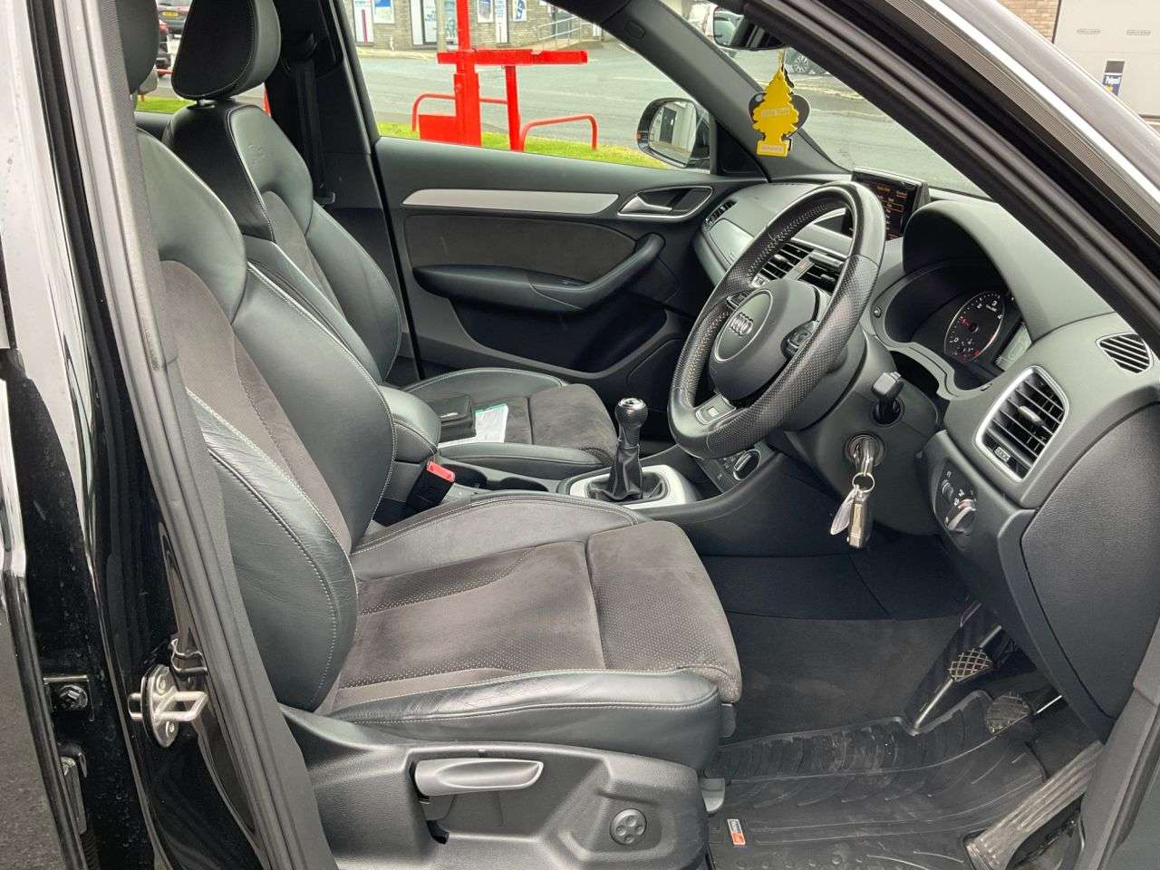 2016 AUDI Q3 2016 AUDI Q3