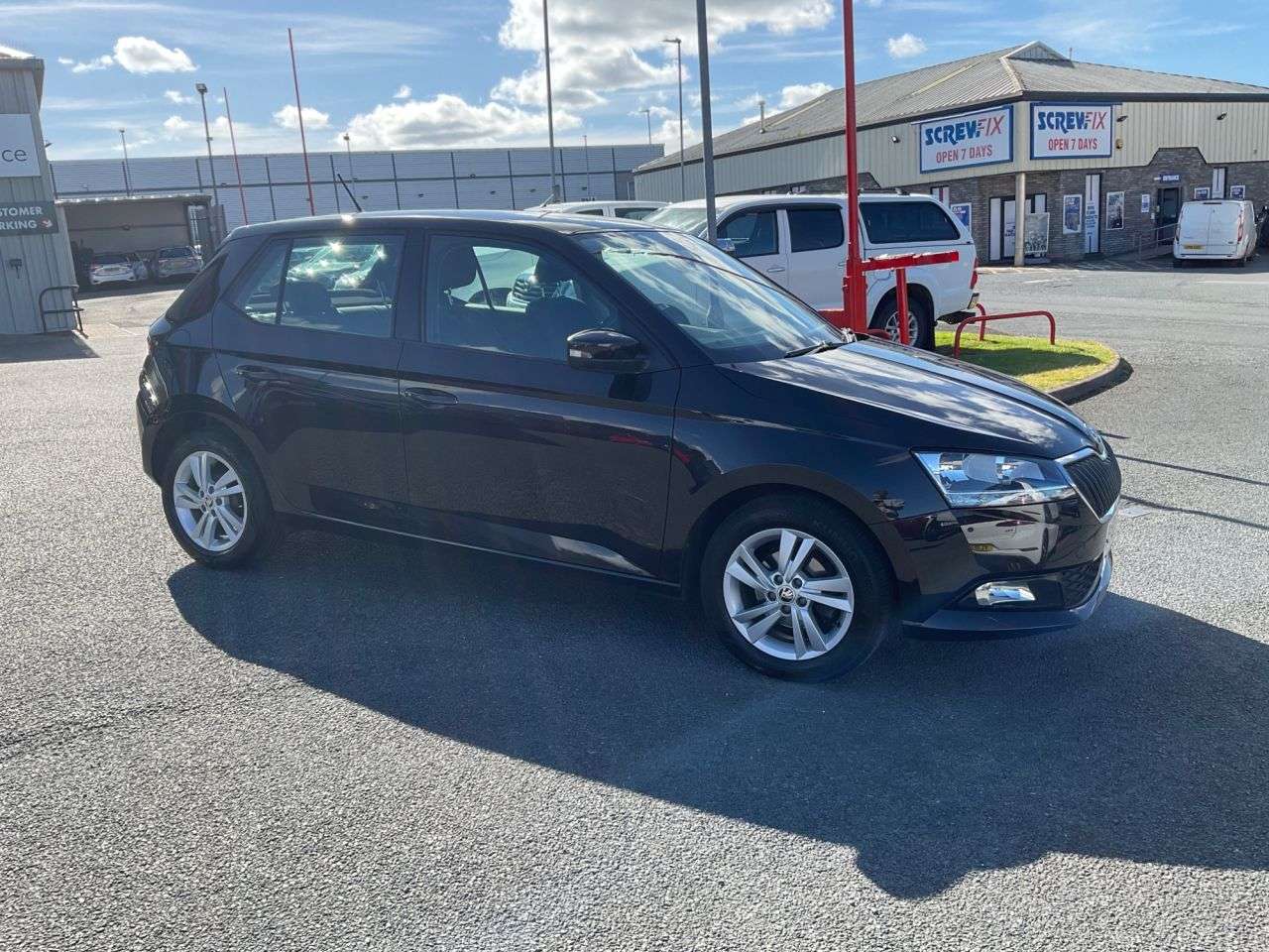 A 2019 SKODA FABIA 1.0 TSI SE Hatchback 5dr Petrol Manual Euro 6 (s/s) (95 ps) A 2019 SKODA FABIA 1.0 TSI SE Hatchback 5dr Petrol Manual Euro 6 (s/s) (95 ps)