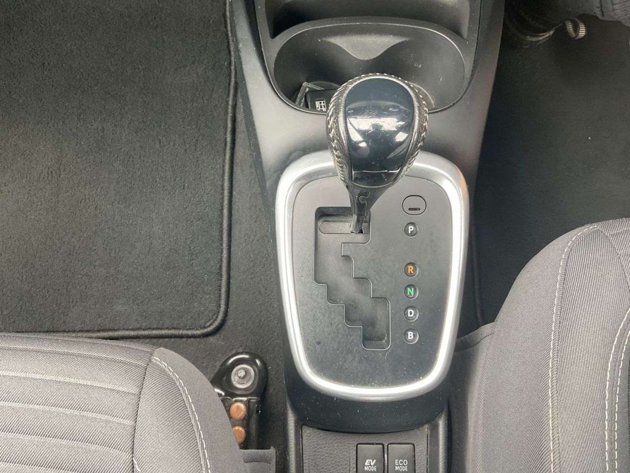 2019 TOYOTA YARIS 2019 TOYOTA YARIS