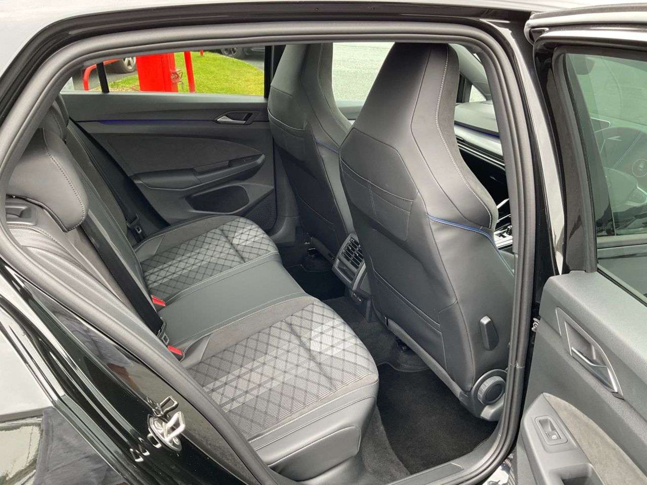 2025 VOLKSWAGEN GOLF 2025 VOLKSWAGEN GOLF