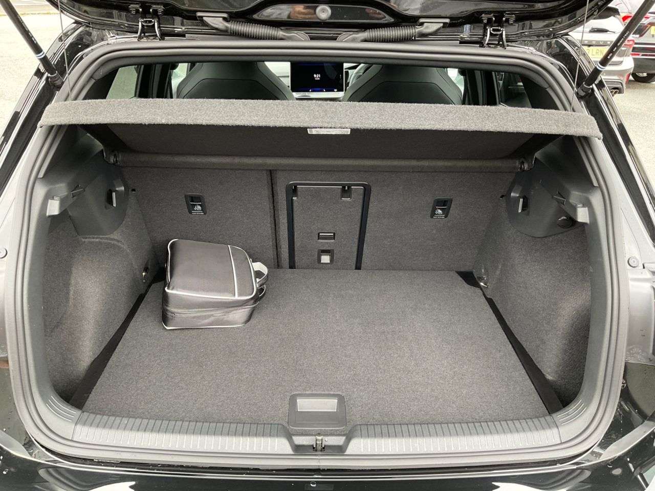 2025 VOLKSWAGEN GOLF 2025 VOLKSWAGEN GOLF