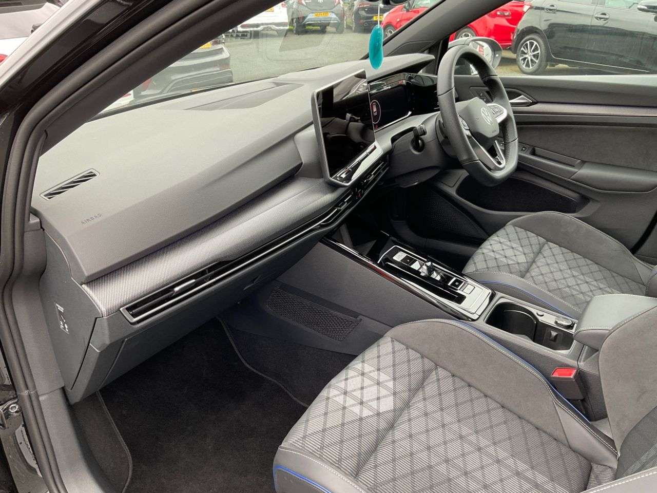 2025 VOLKSWAGEN GOLF 2025 VOLKSWAGEN GOLF