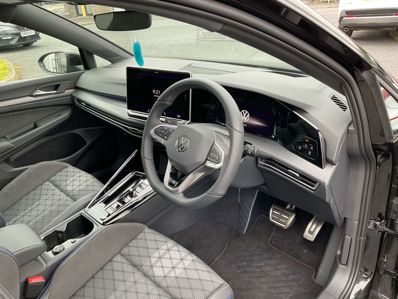 2025 VOLKSWAGEN GOLF 2025 VOLKSWAGEN GOLF