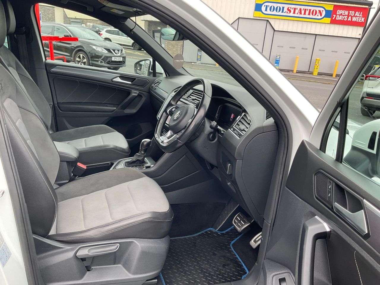 2019 VOLKSWAGEN TIGUAN 2019 VOLKSWAGEN TIGUAN