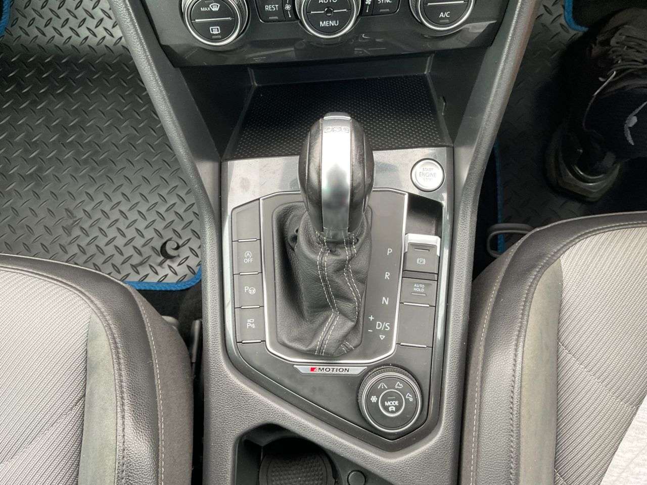 2019 VOLKSWAGEN TIGUAN 2019 VOLKSWAGEN TIGUAN