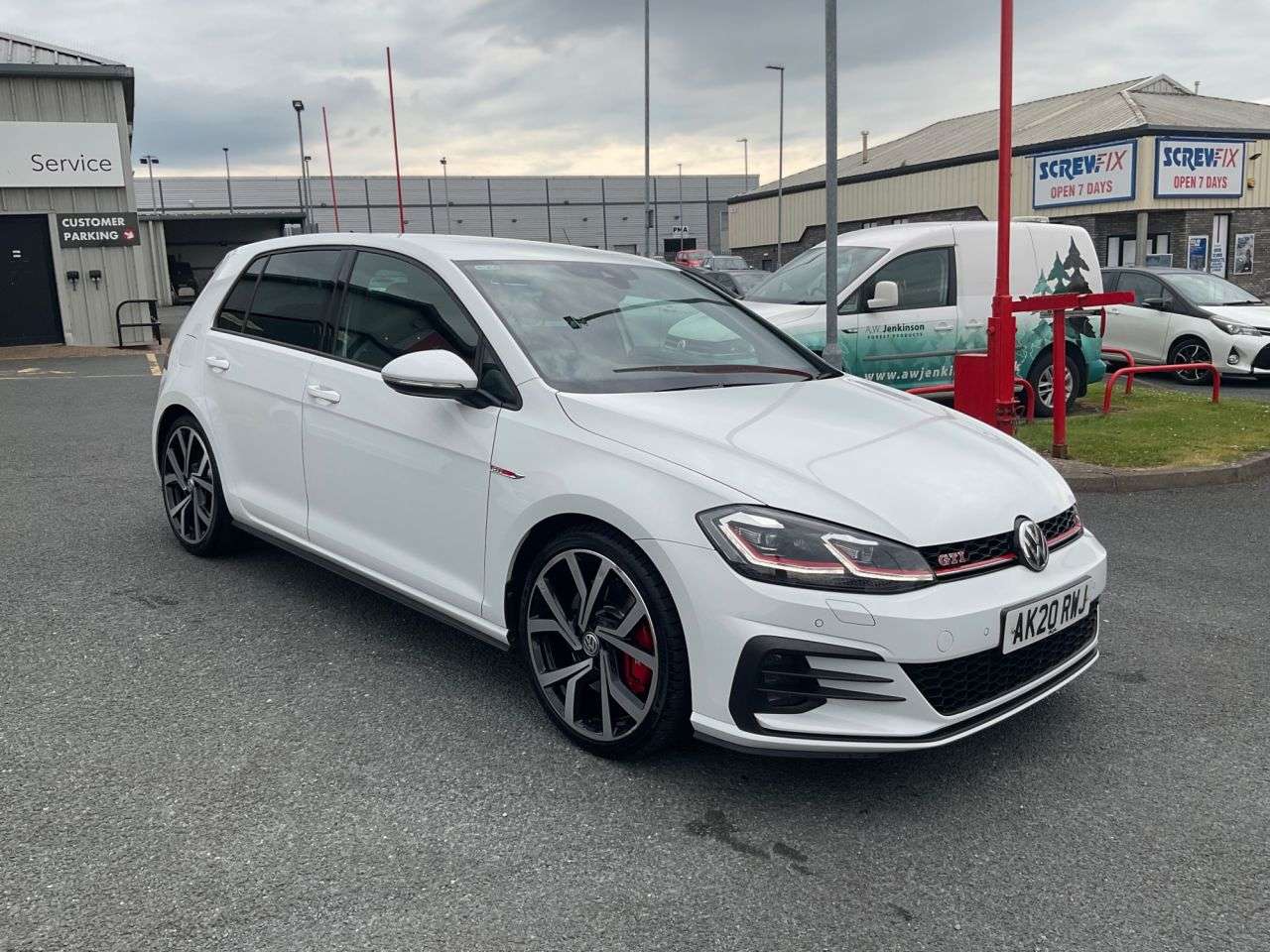 A 2020 VOLKSWAGEN GOLF 2.0 TSI GPF GTI Performance Hatchback 5dr Petrol DSG Euro 6 (s/s) (245 ps) A 2020 VOLKSWAGEN GOLF 2.0 TSI GPF GTI Performance Hatchback 5dr Petrol DSG Euro 6 (s/s) (245 ps)