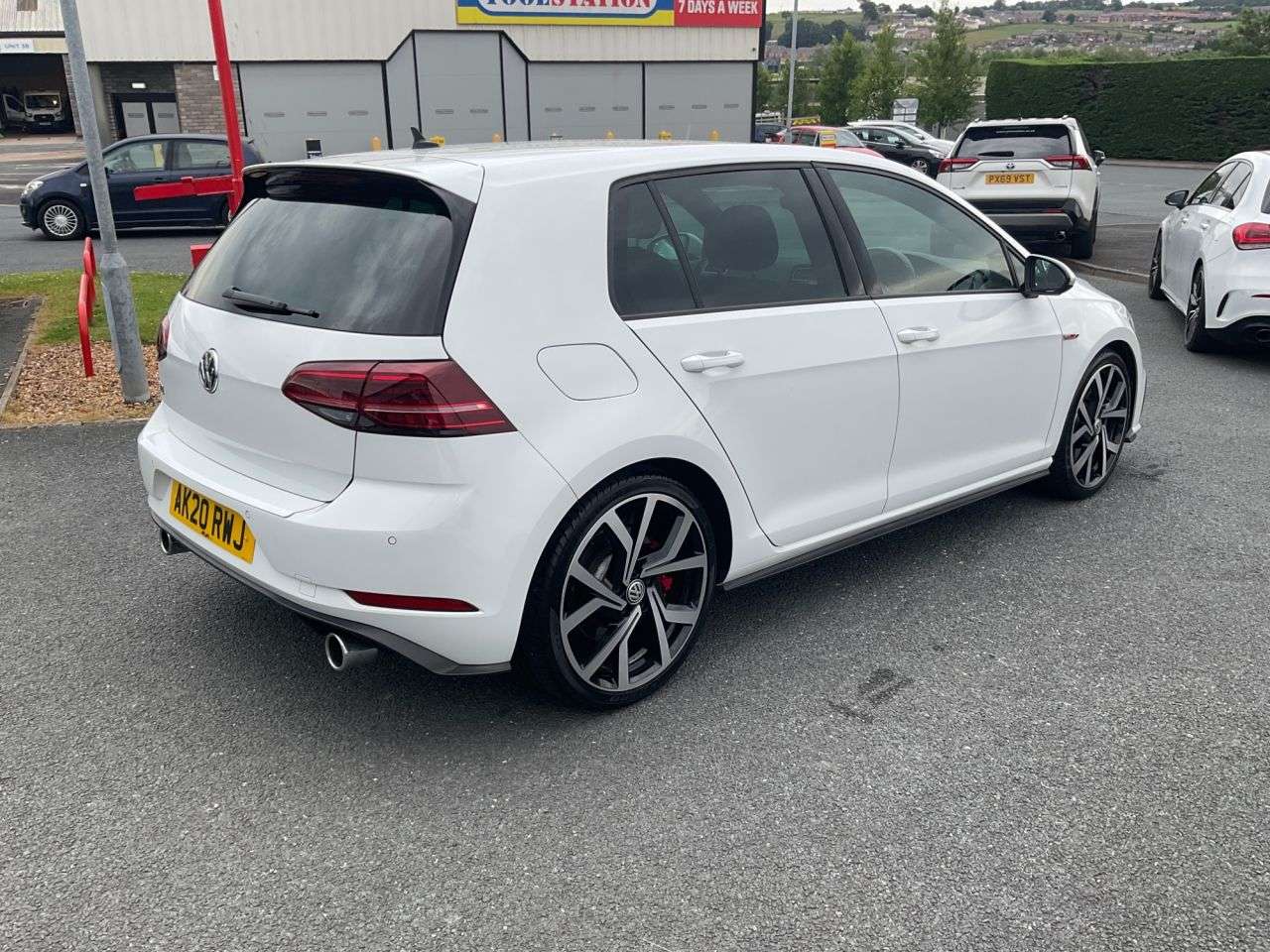 2020 VOLKSWAGEN GOLF 2020 VOLKSWAGEN GOLF