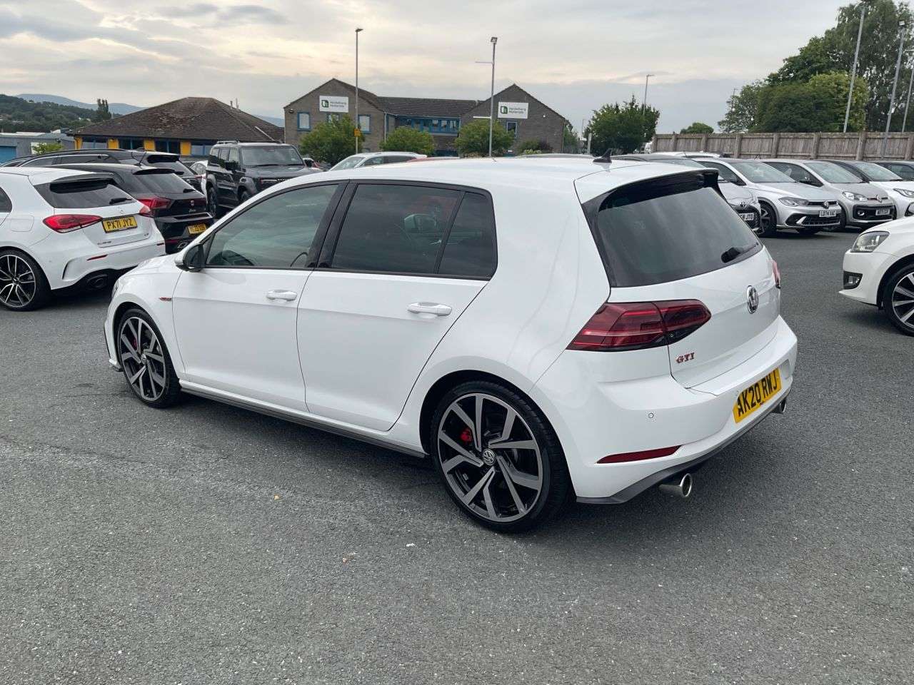2020 VOLKSWAGEN GOLF 2020 VOLKSWAGEN GOLF