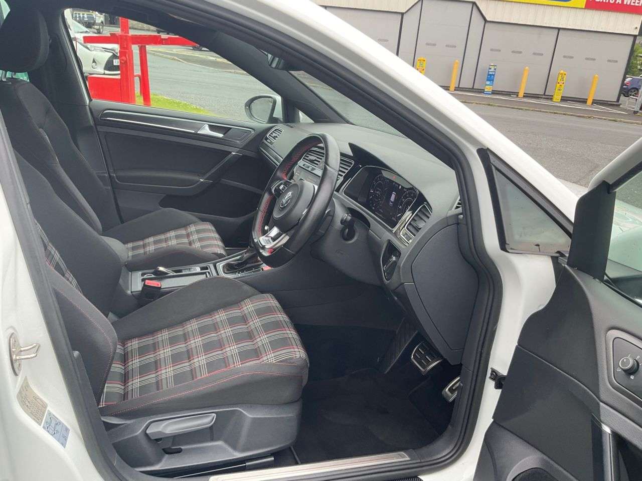 2020 VOLKSWAGEN GOLF 2020 VOLKSWAGEN GOLF