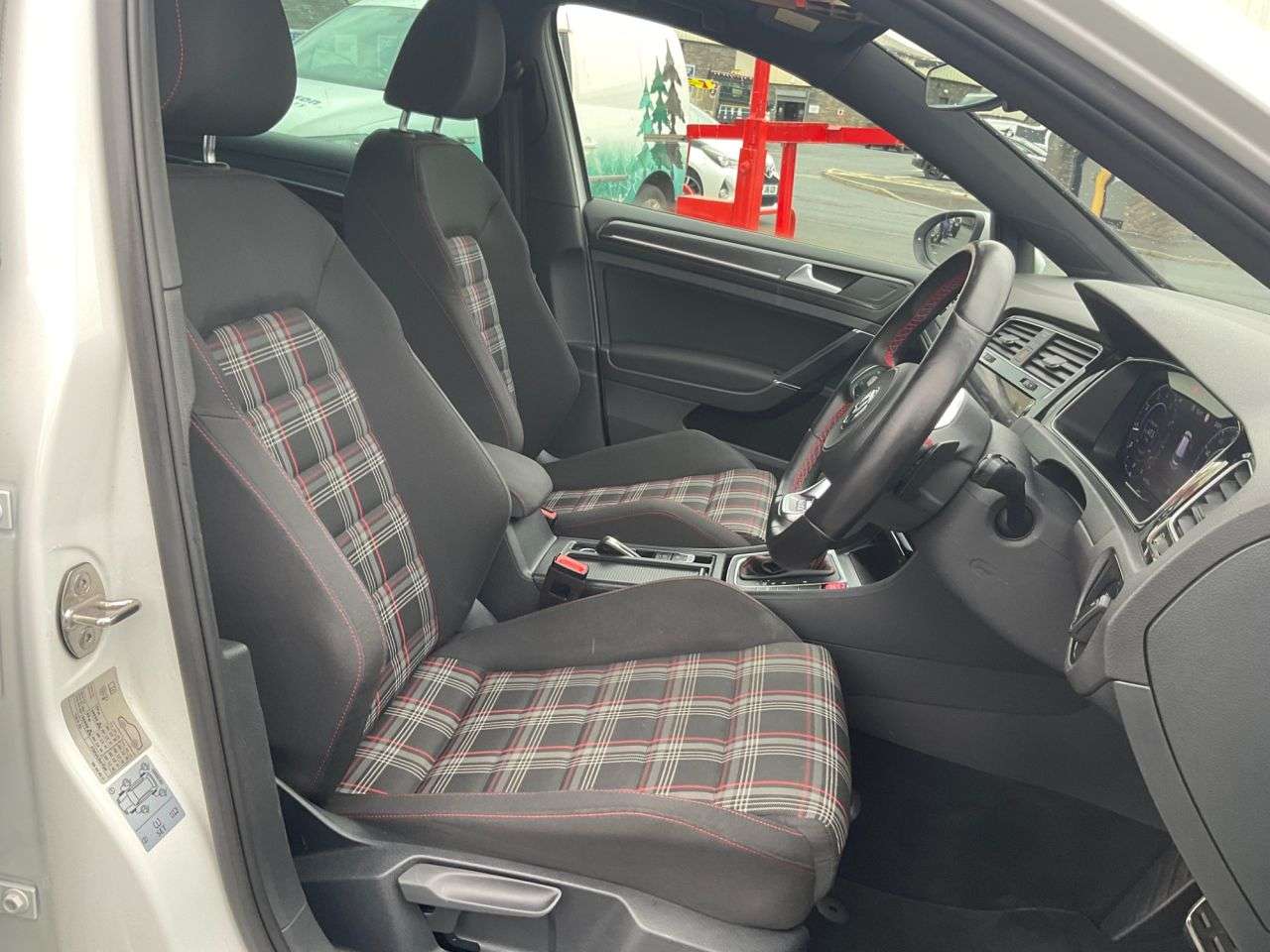 2020 VOLKSWAGEN GOLF 2020 VOLKSWAGEN GOLF