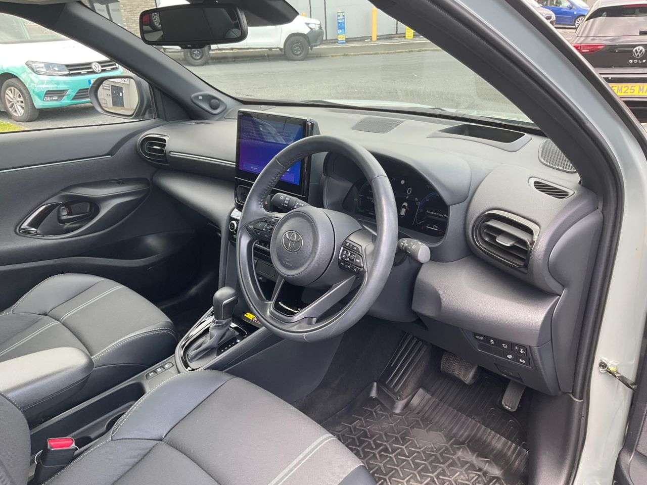 2024 TOYOTA YARIS CROSS 2024 TOYOTA YARIS CROSS