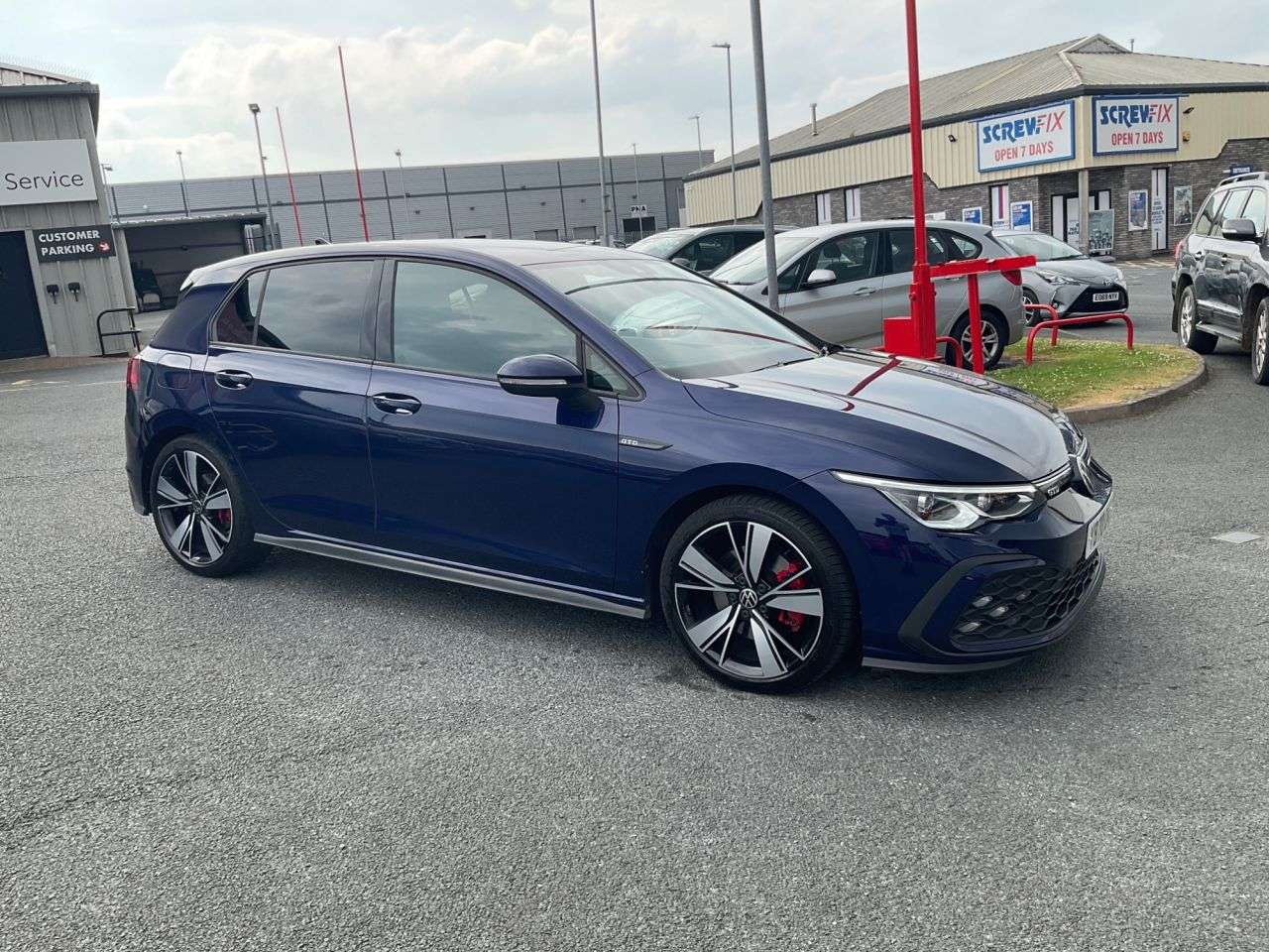 A 2020 VOLKSWAGEN GOLF 2.0 TDI GTD Hatchback 5dr Diesel DSG Euro 6 (s/s) (200 ps) A 2020 VOLKSWAGEN GOLF 2.0 TDI GTD Hatchback 5dr Diesel DSG Euro 6 (s/s) (200 ps)