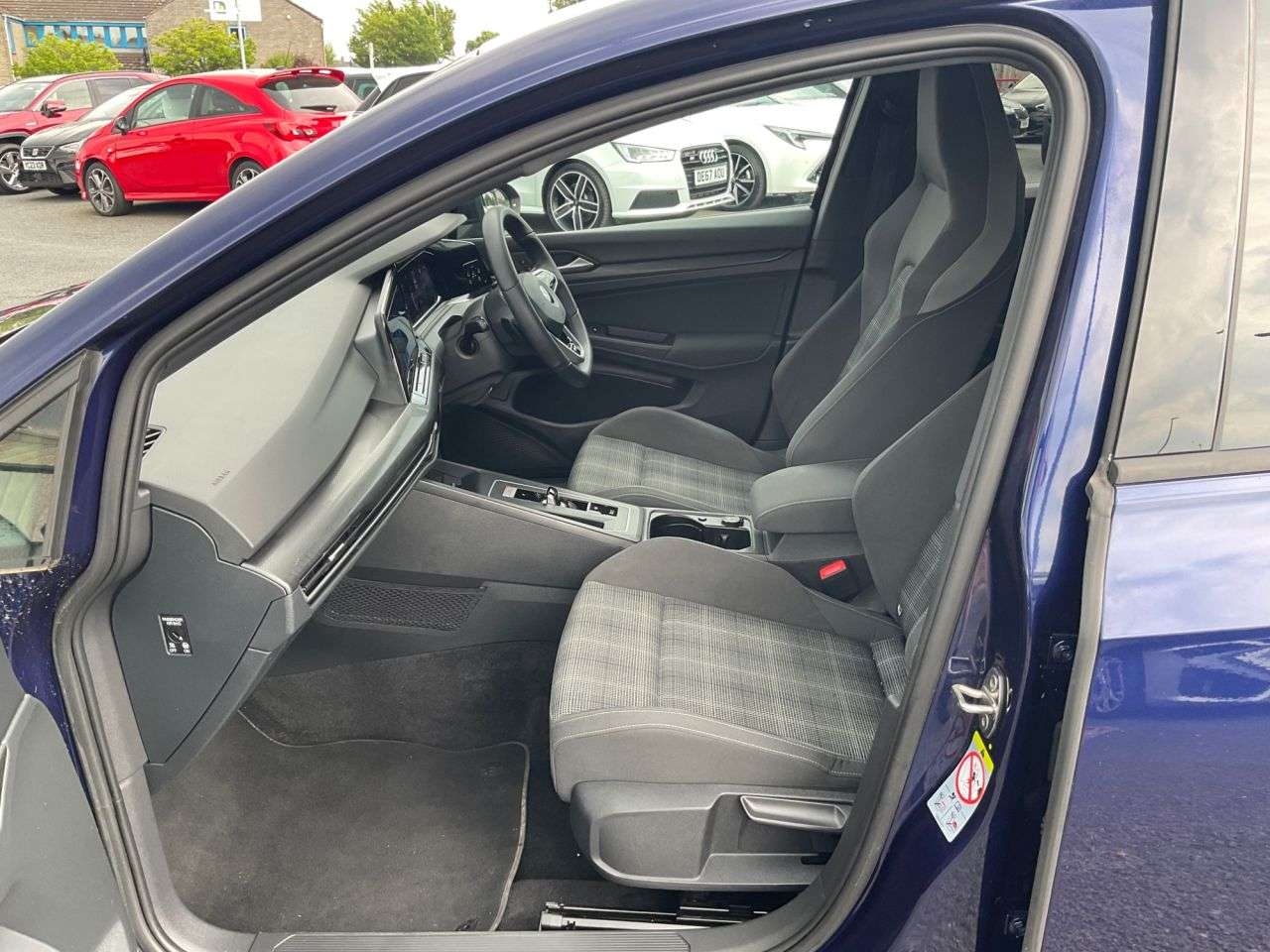 2020 VOLKSWAGEN GOLF 2020 VOLKSWAGEN GOLF
