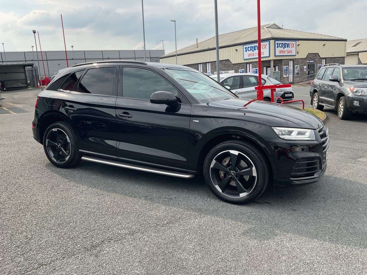 A 2019 AUDI Q5 2.0 TDI 40 Black Edition SUV 5dr Diesel S Tronic quattro Euro 6 (s/s) (190 A 2019 AUDI Q5 2.0 TDI 40 Black Edition SUV 5dr Diesel S Tronic quattro Euro 6 (s/s) (190