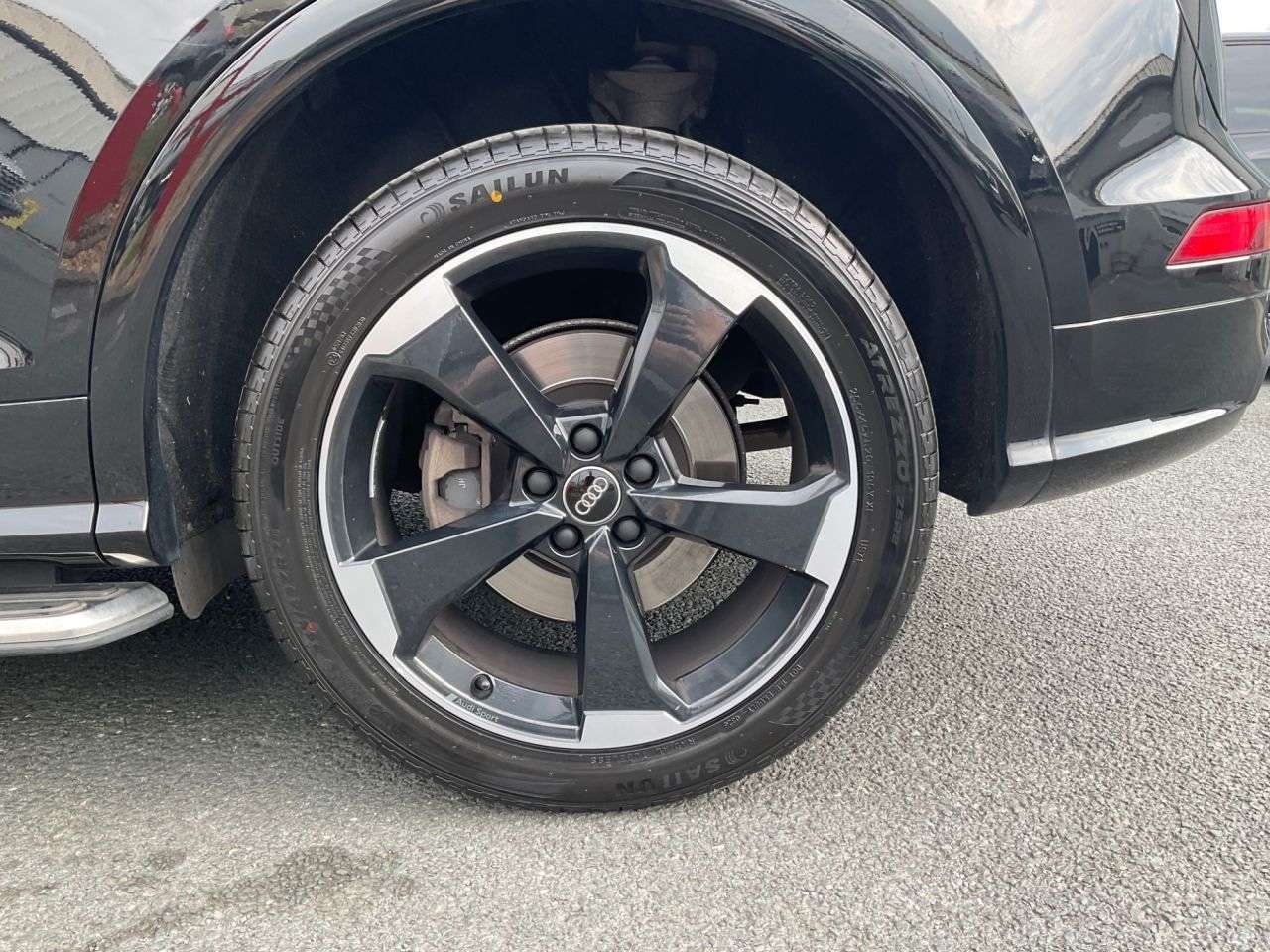 2019 AUDI Q5 2019 AUDI Q5