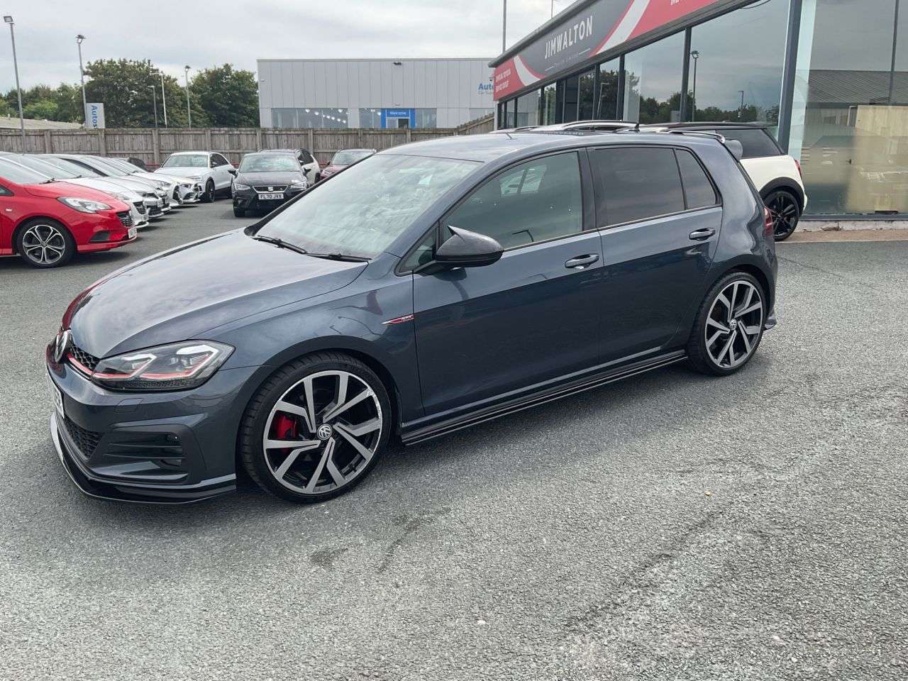 2017 VOLKSWAGEN GOLF 2017 VOLKSWAGEN GOLF